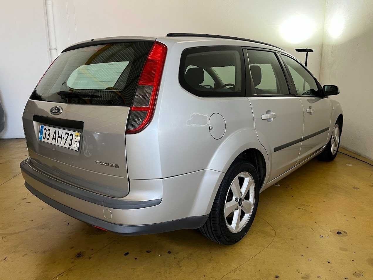 Ford Focus SW 1.4 Guia