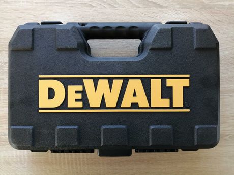 Walizka skrzynka DeWalt po elektrowrętarce DCF680G2F