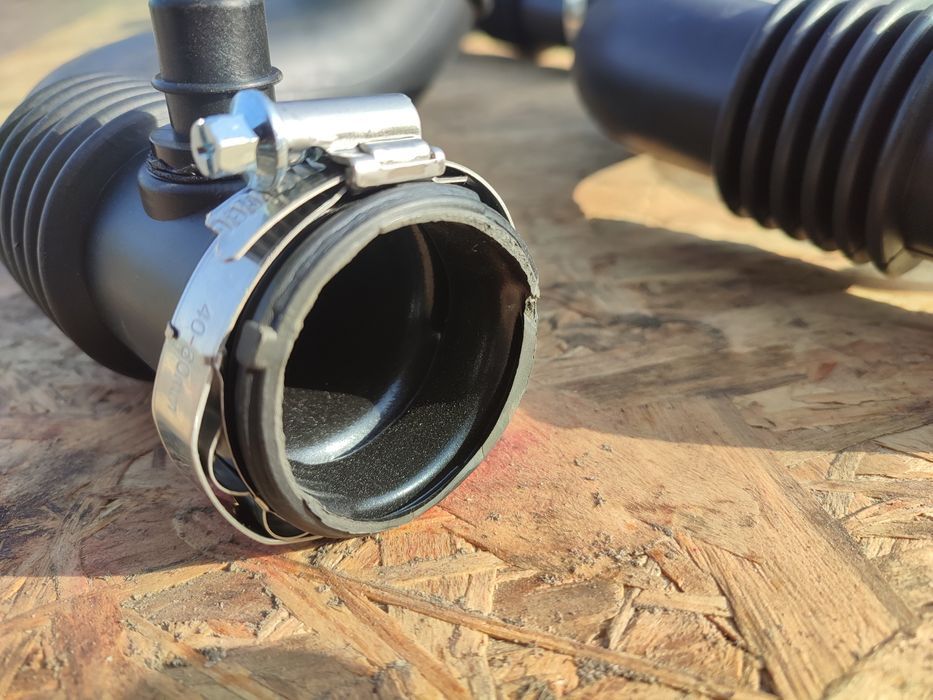 Патрубок 1.9 8200201615 2 сценик 2 сценік 2 мегане scenic megan