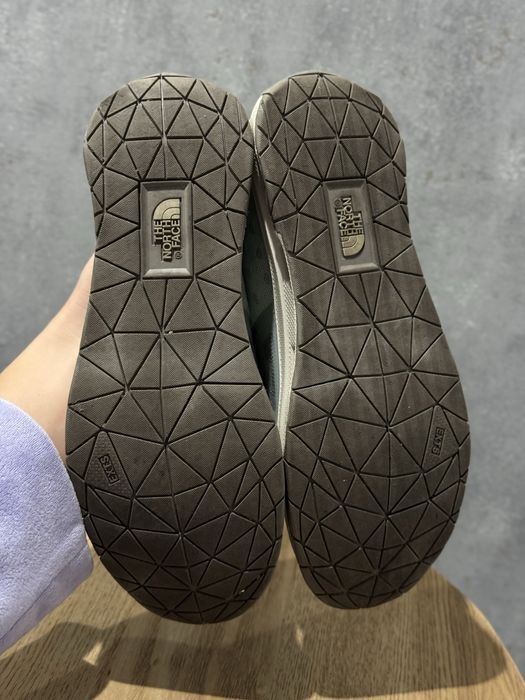 Жіночі кросівки The north face skagit