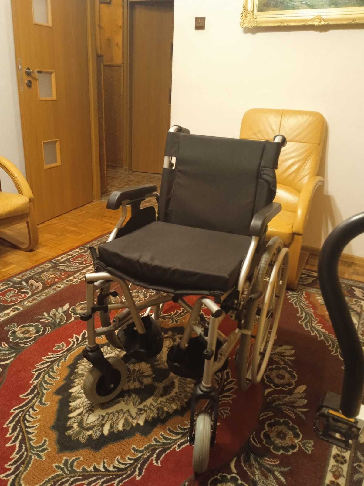 Wózek inwalidzki składany profesjonalny