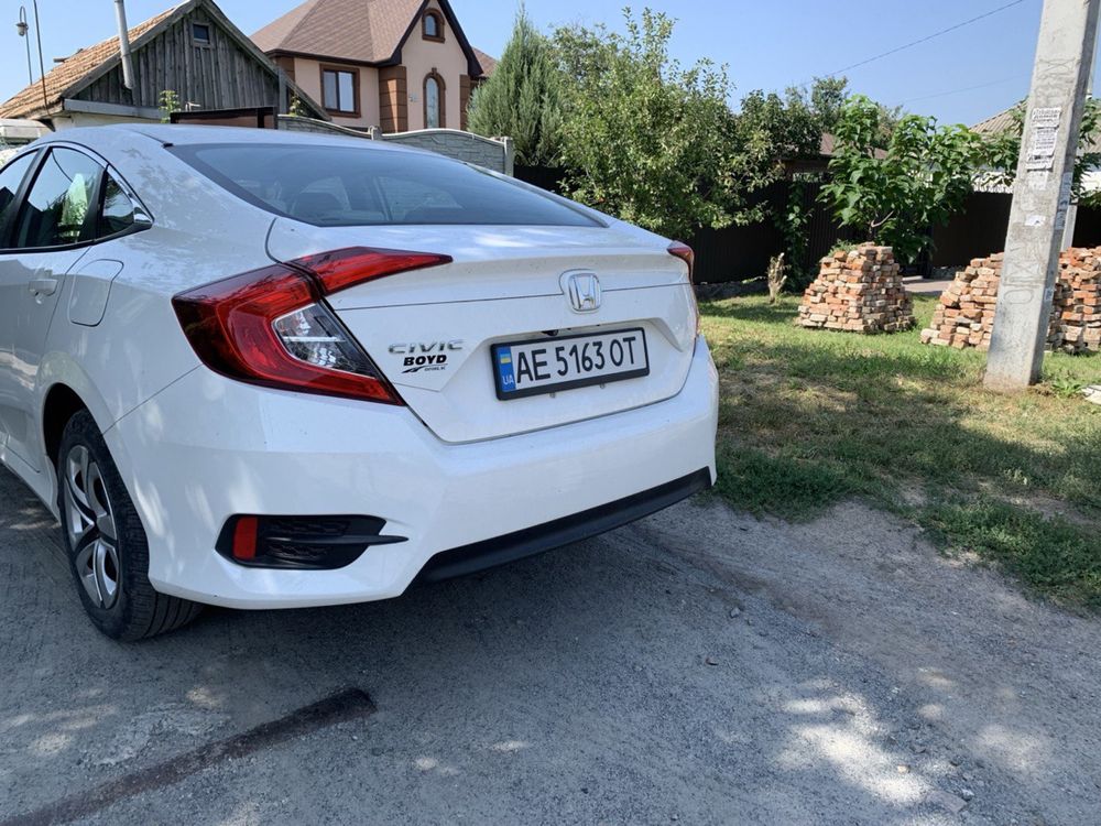 Продам HONDA CIVIC 2017
