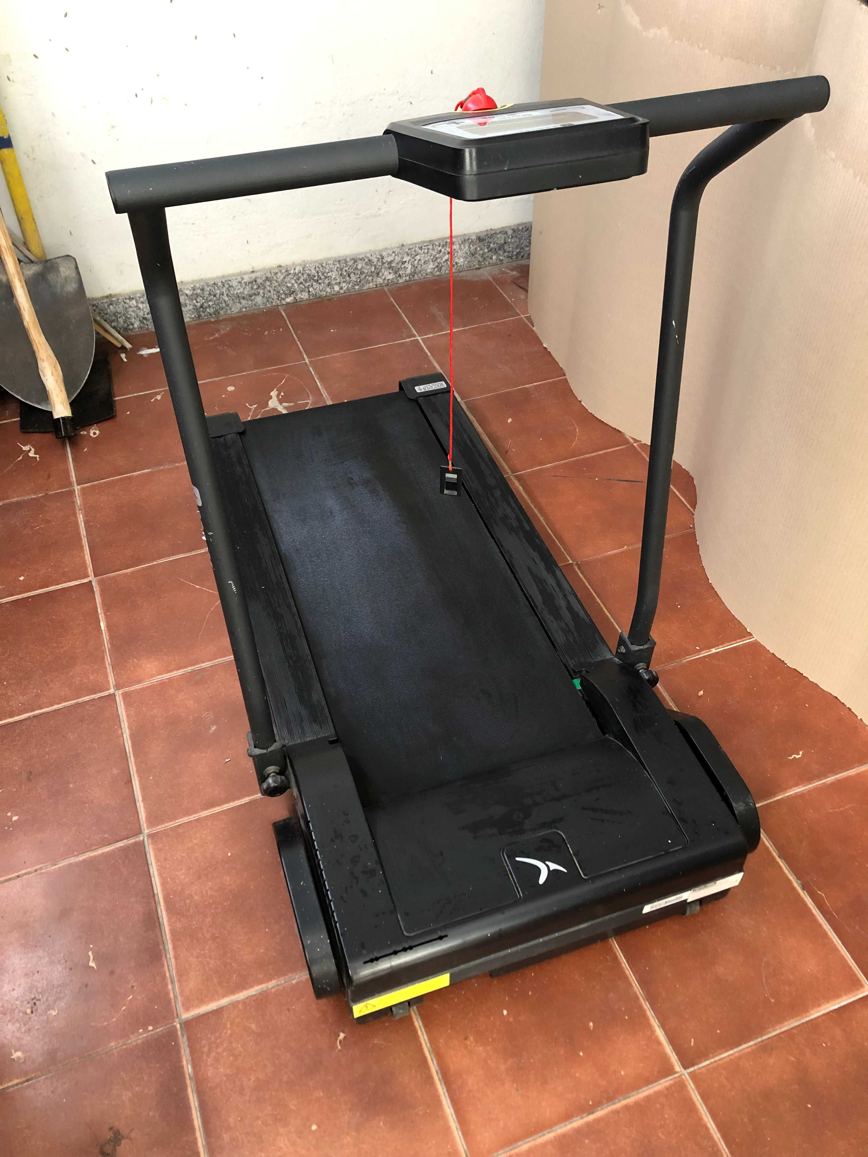 Passadeira elétrica Domyos
Sistema stop