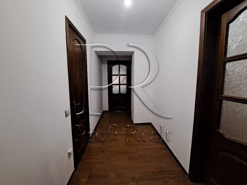 Продаж 3 кімн. квартири вулиця Антоновича/Антоновича 122