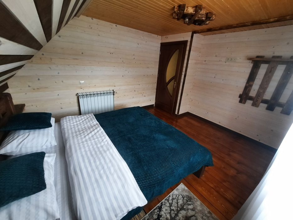 Котедж "Карпатський двір" .Відпочинок в карпатах.Оренда будинку