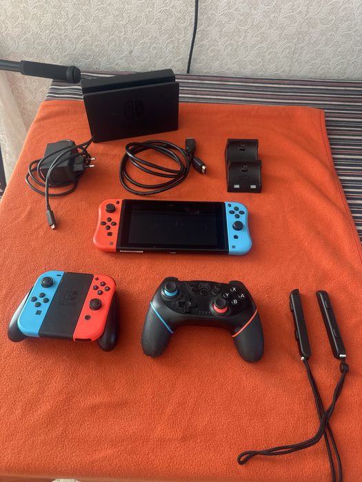 Продам Nintendo Switch у відмінному стані!