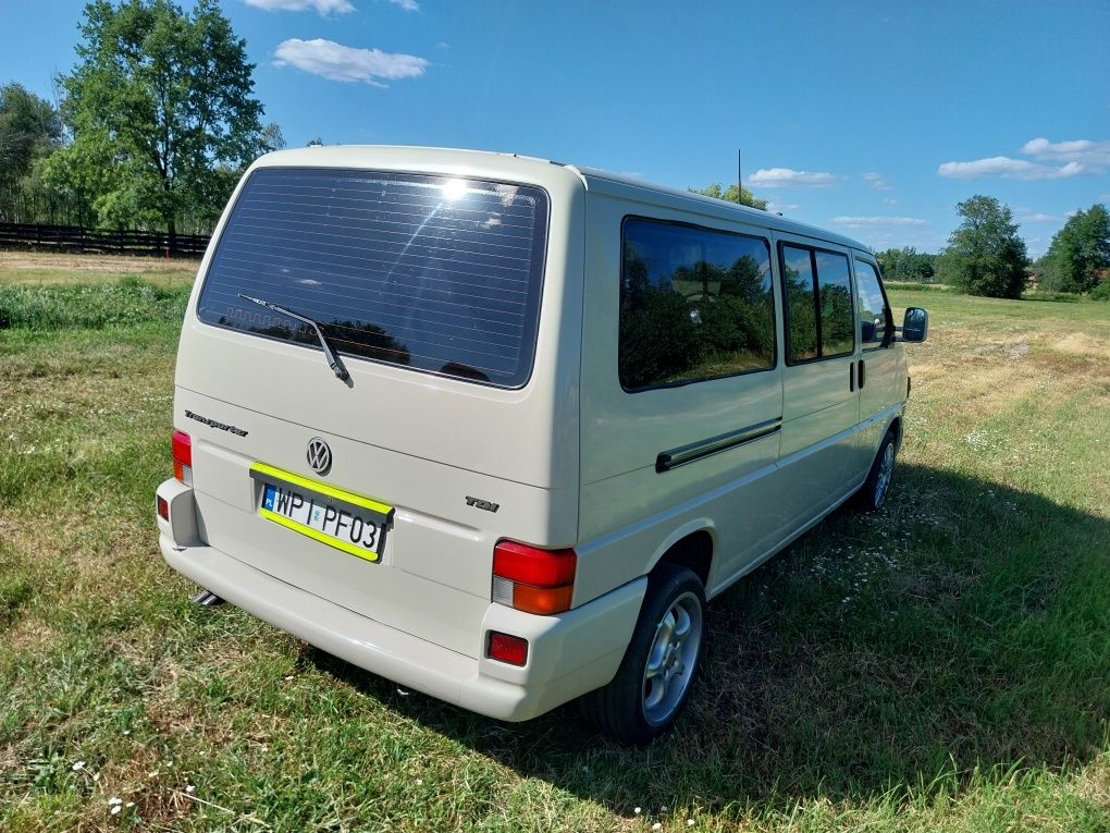 Rezerwacja do 7.09. Sprzedam ładnego  wv t4 long