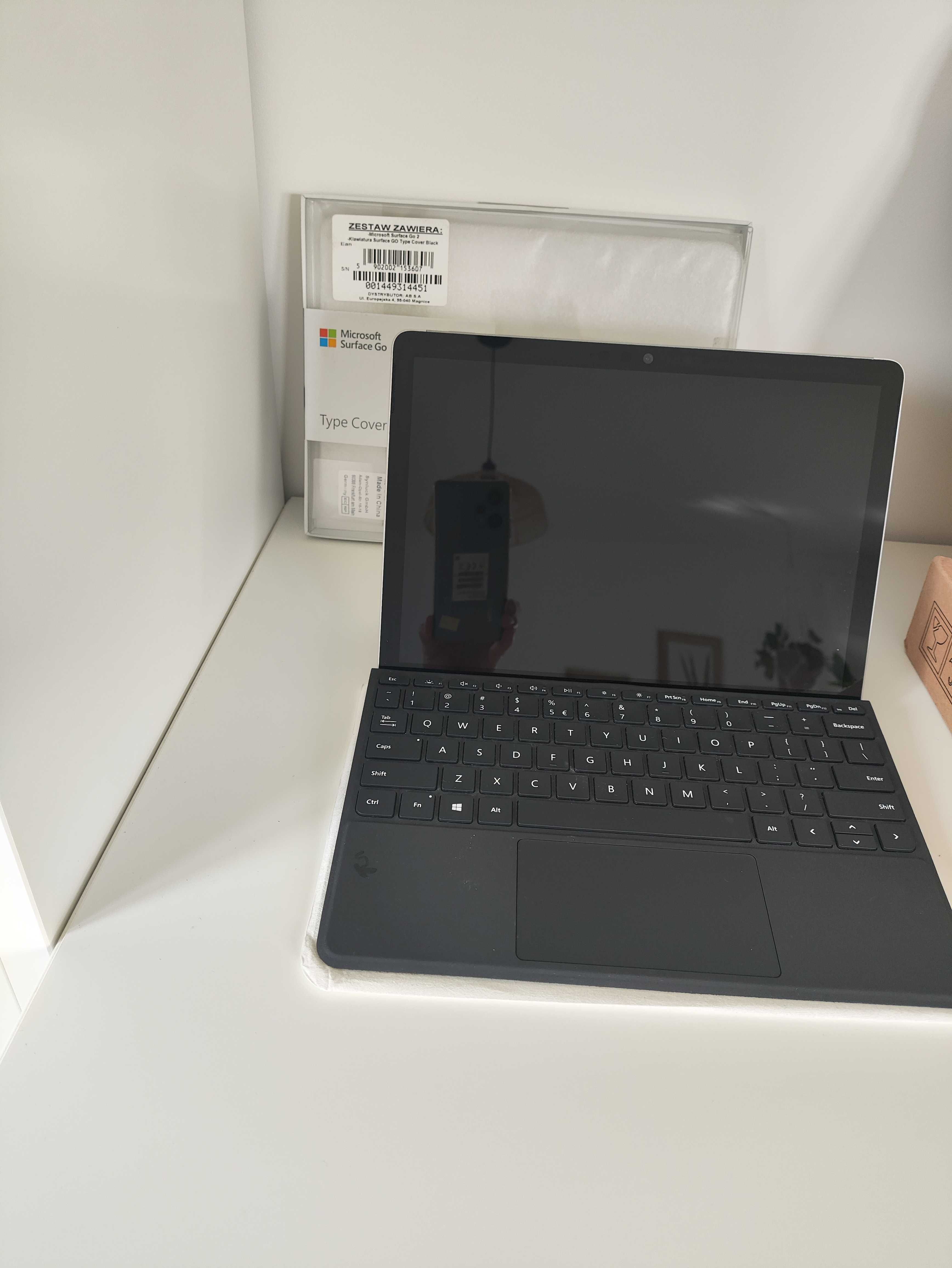 Microsoft Surface Go 2 + klawiatura Microsoft
