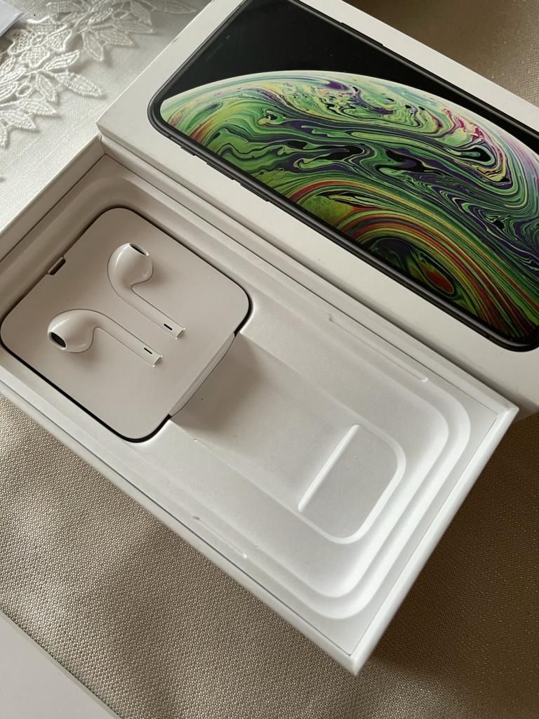 IPhone xs Space Gray 64GB