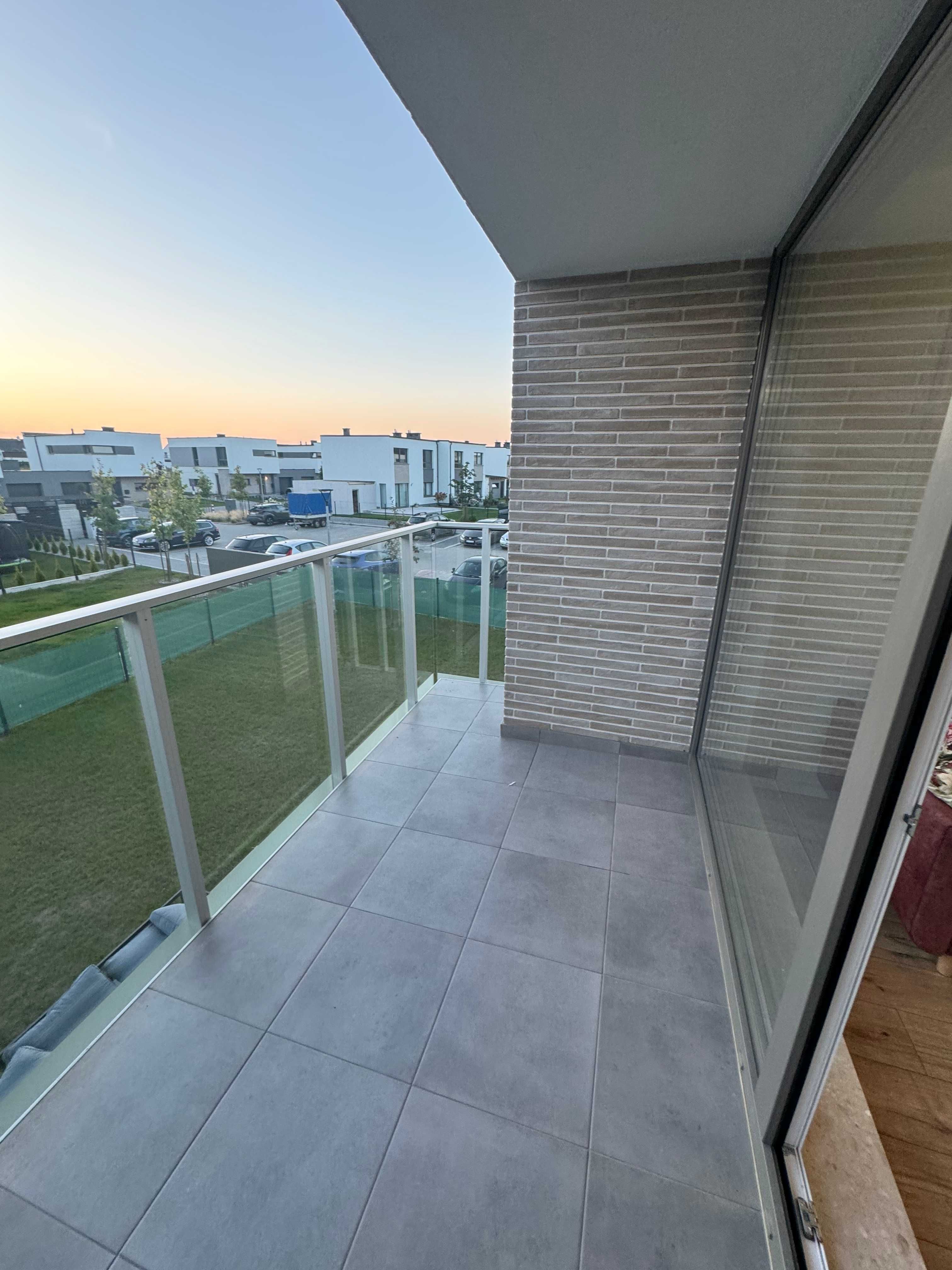 Prestiżowy APARTAMENT z dużym balkonem
