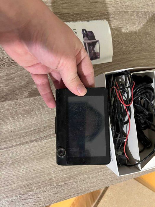 Відеореєстратор 3-канальний хороший стан