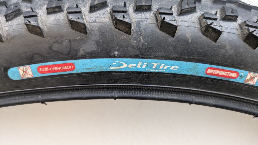 Pneu BTT 29 - 2.10 Novo