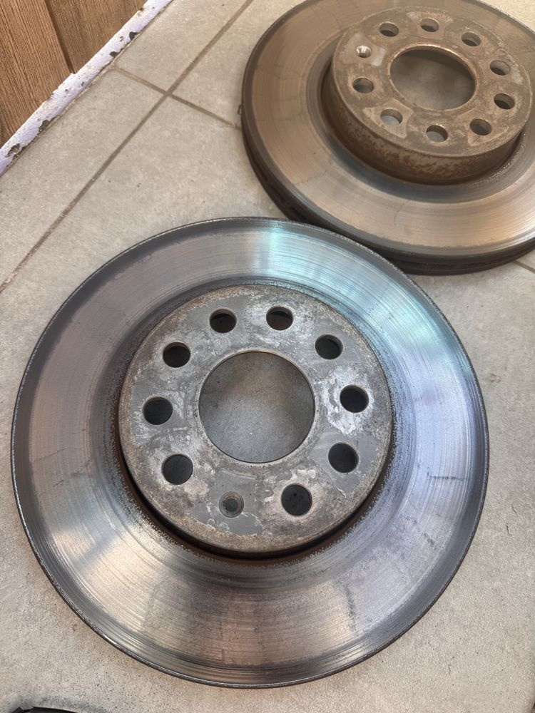 2x Tarcza hamulcowa Bosch 288 mm + klocki hamulcowe - audi, vw, skoda