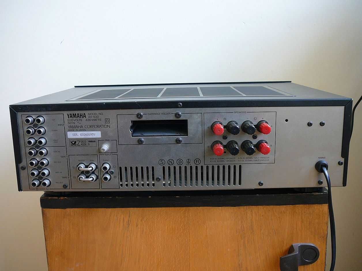 Wzmacniacz stereo YAMAHA AX-630 2X85W
