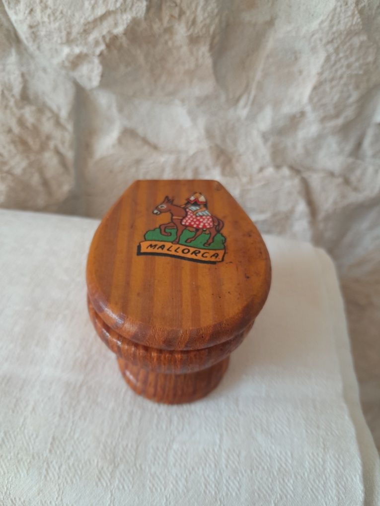 Peça   ,"brejeira", de colleccao , em madeira,