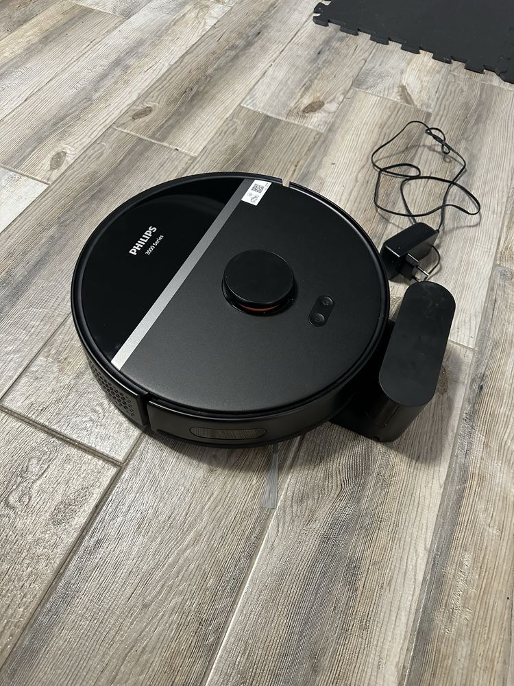 Робот пилосос Philips homerun 3000