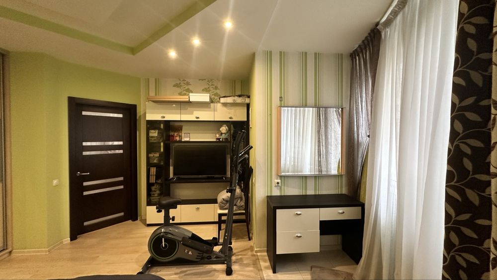 Продам 1к квартиру вул.Урлівська 11/44 Позняки