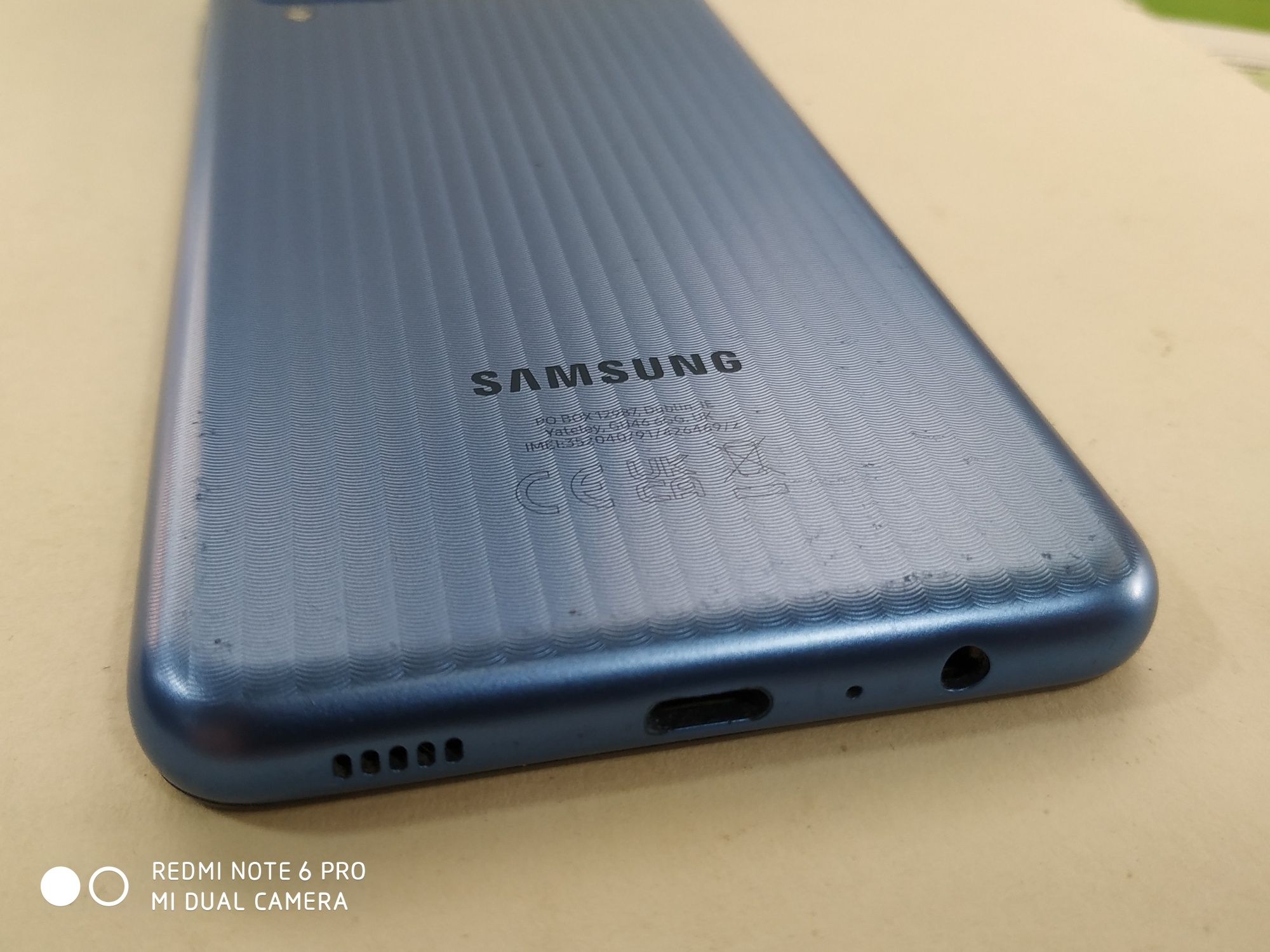 Смартфон Samsung Galaxy M12 "4/64Gb"