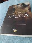 Livro Ritos e Mistérios Secretos WICCA