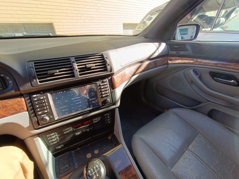 Bmw 525tds com gps e camara de marcha atras