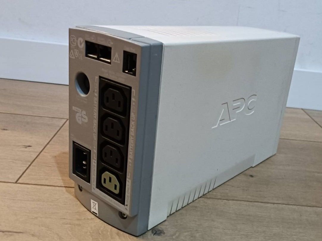 Zasilacz awaryjny UPS Back-UPS CS 650 NOWY AKUMULATOR