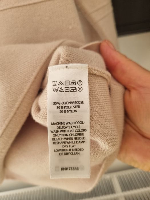 Nicole Miller damski sweter  z kapturem z USA rozm M ,nowy z metką