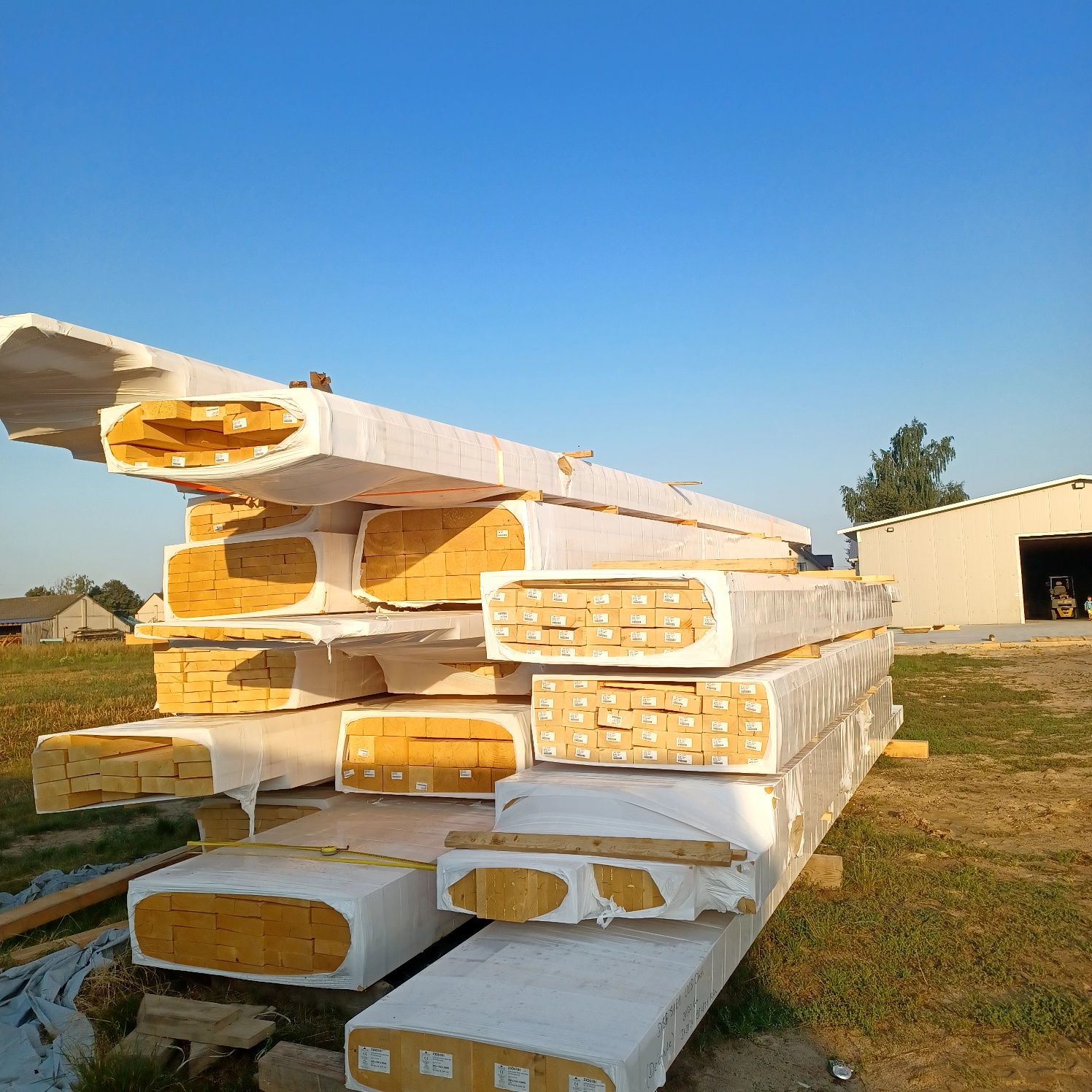 Drewno konstrukcyjne kvh C24 różne długości