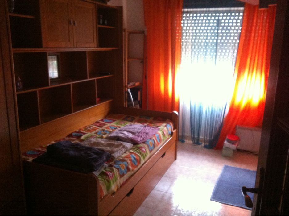 Quarto em ambiente familiar