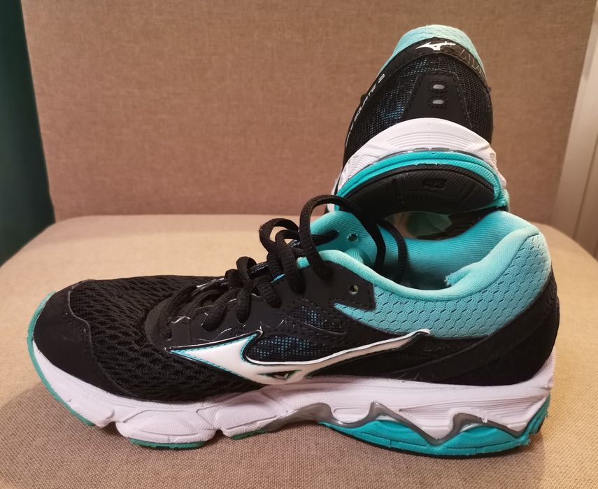 Nowe Mizuno Wave Equate 2 W damskie bieganie running trening 37