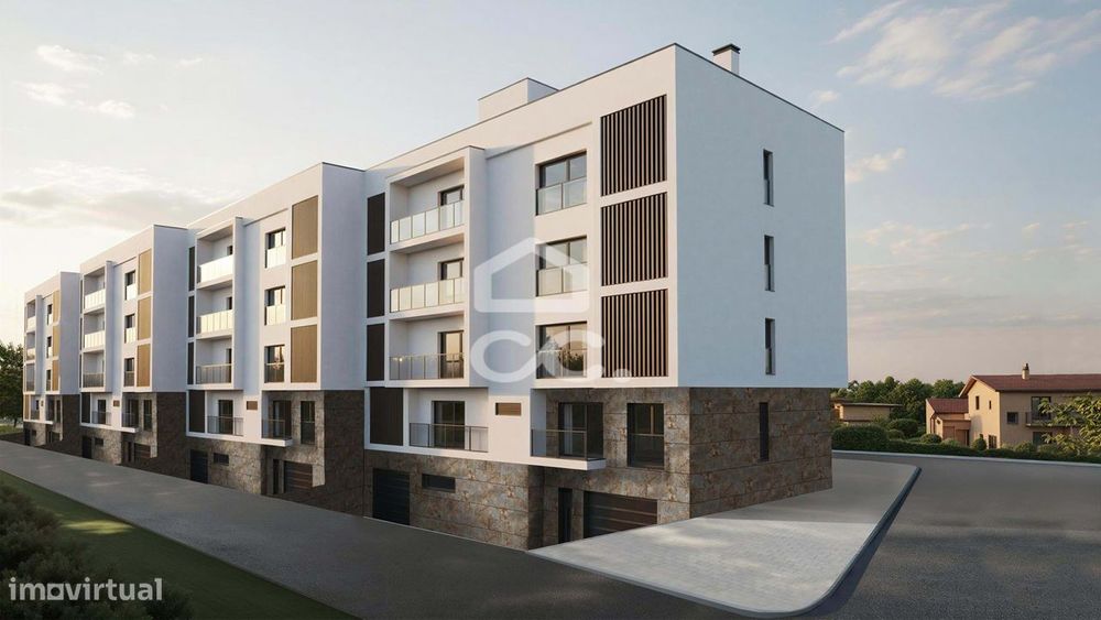 Apartamento T2 Novo com Lugar de Garagem – Urbanização do Condoal, Abr