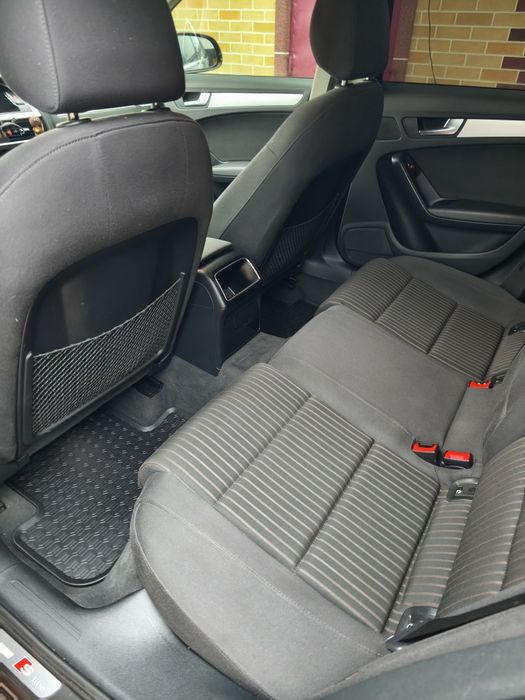 Ауді А4 В8 універсал