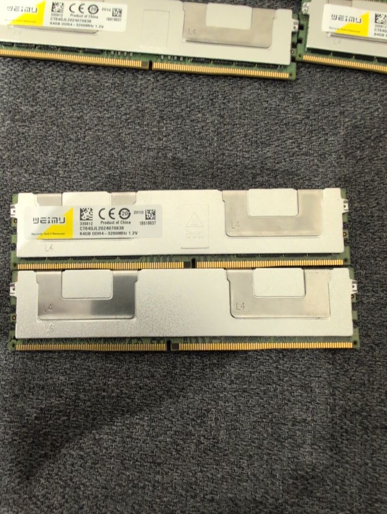 Оперативна пам'ять з охолодженням LRDIMM DDR4 64GB 3200 4RX4 REG ECC,
