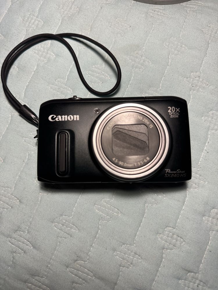 Canon PowerShot SX240 HS