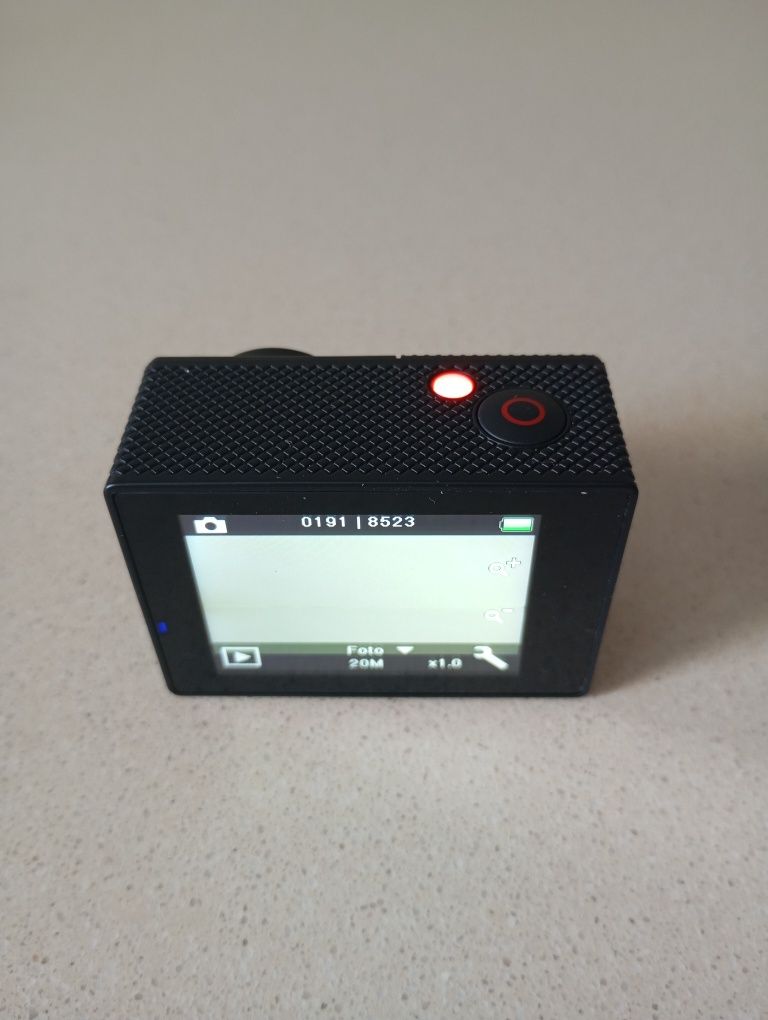 Action cam AKASO EK7000 Pro (Como NOVA)
