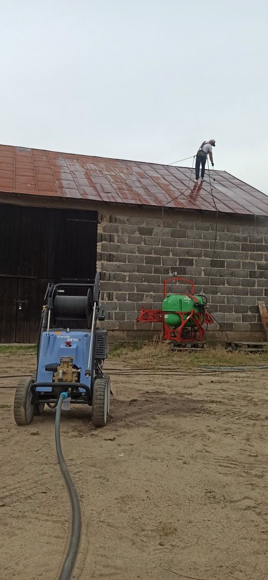 Malowanie natryskowe dachów,elewacji.Mycie dachów,elewacj,fotowoltaiki