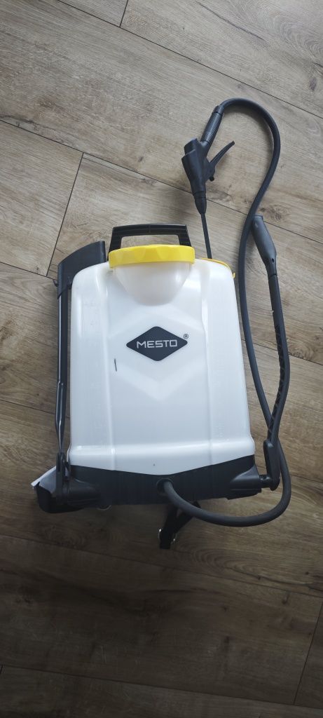 Opryskiwacz plecakowy 18L 6bar | 3558