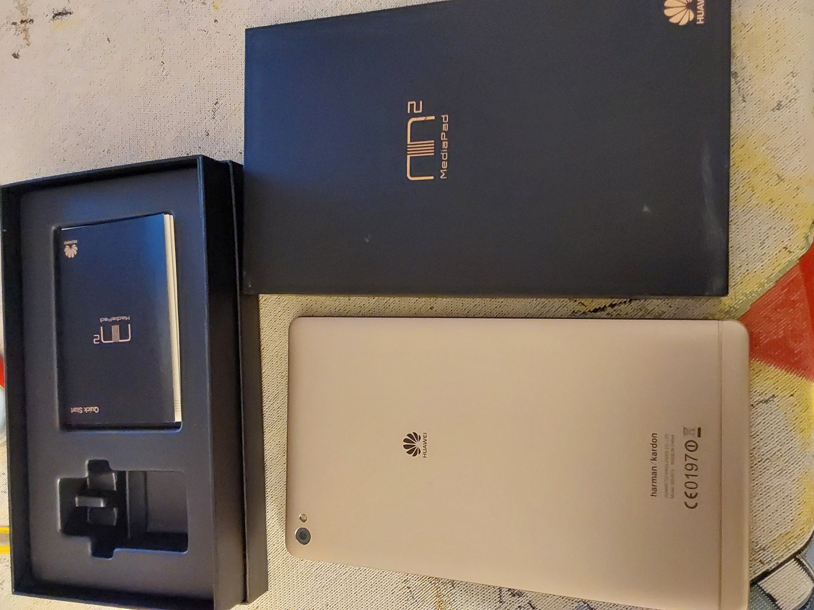 Huawei MediaPad M2 8,0 cali Szampańskie złoto