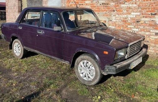 Автомобіль ВАЗ 2107