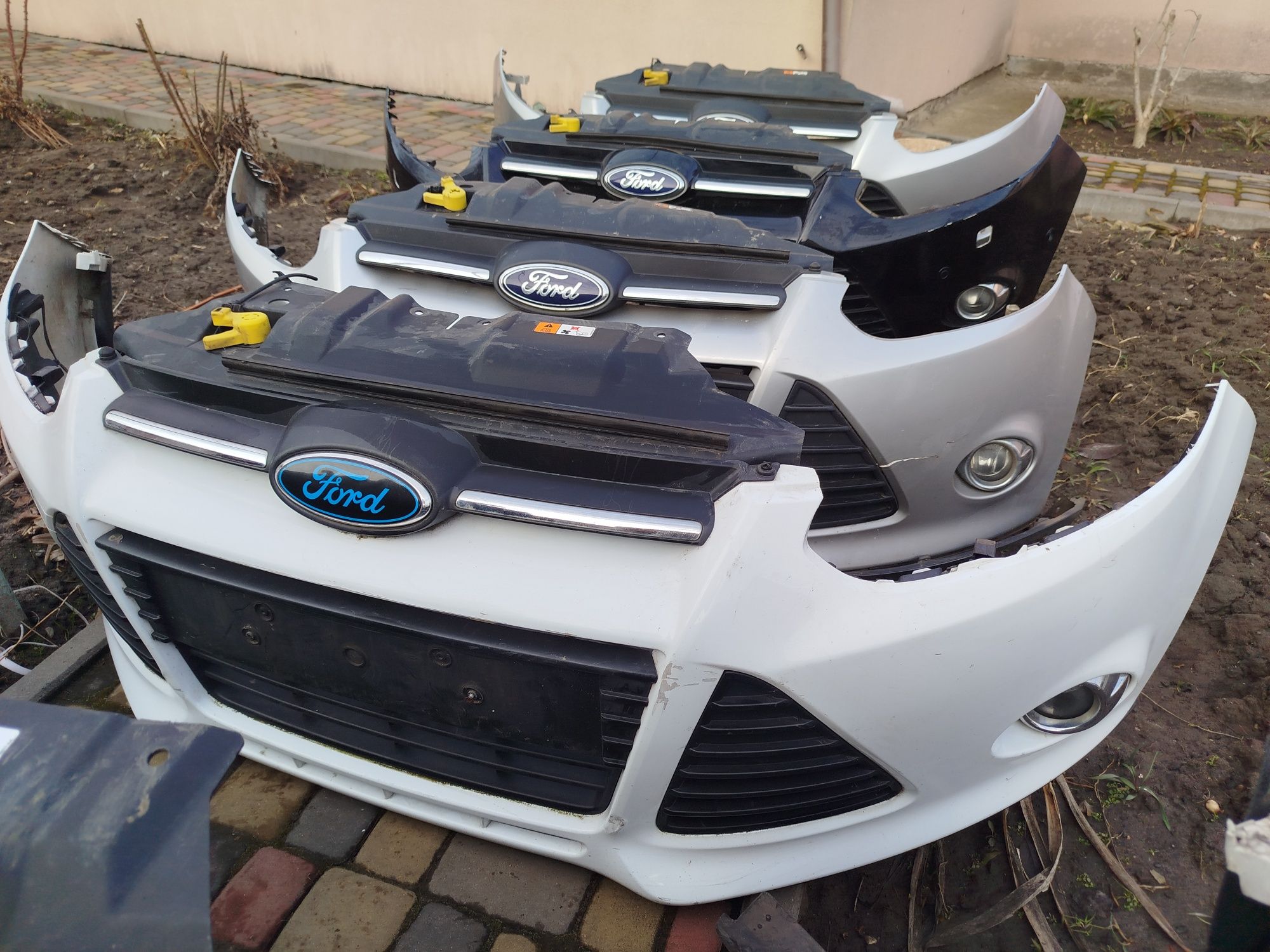 Розборка запчастини Ford Focus MK3 Форд Фокус мк3