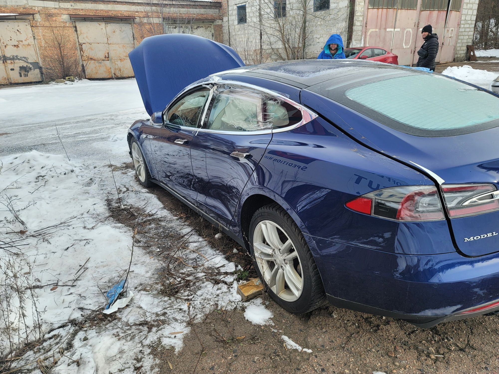 Разборка TESLA MODEL S 12-20 дорест синя повний привід   ШРОТ Тесла