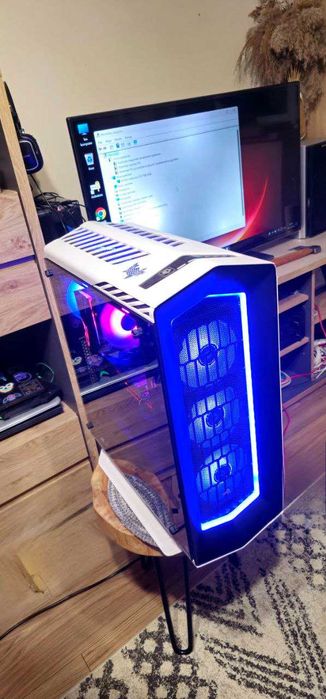 Sprzedam potężny komputer stacjonarny z monitorem