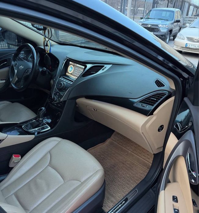 Hyundai Grandeur 2013