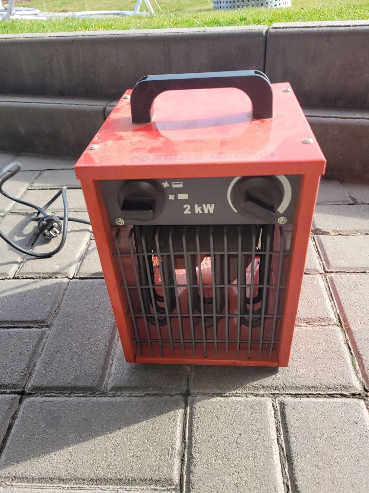 Nagrzewnica elektryczna 2000 W