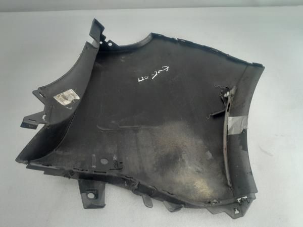 Canto pára-choques trás esquerdo RENAULT Scénic III (JZ0/1_)