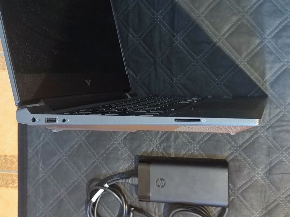 Portátil HP VICTUS 15.6" Ryzen 5 RTX 3050