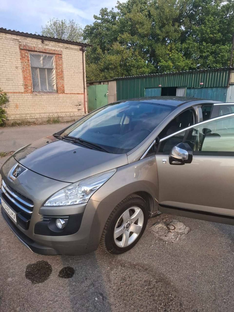 Продам PEUGEOT 3008 гібрид