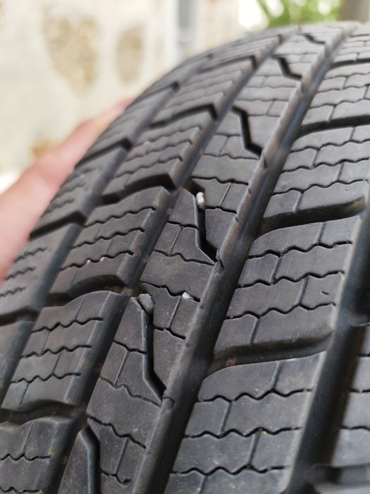 Lote de 4 pneus 185/65 R15 88