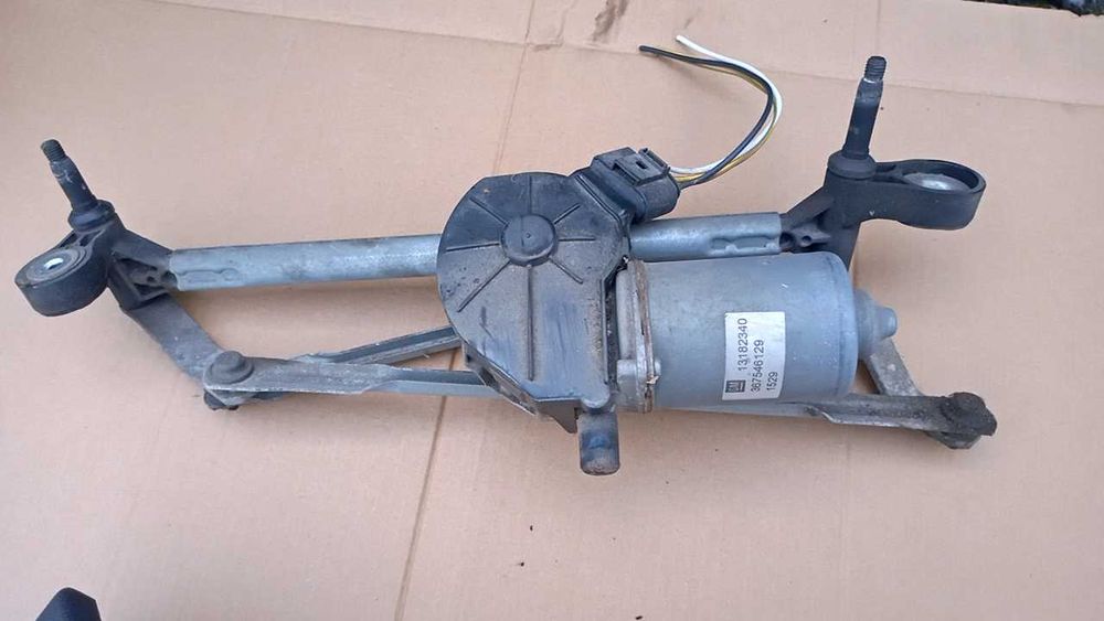 Mechanizm wycieraczek Opel Corsa D