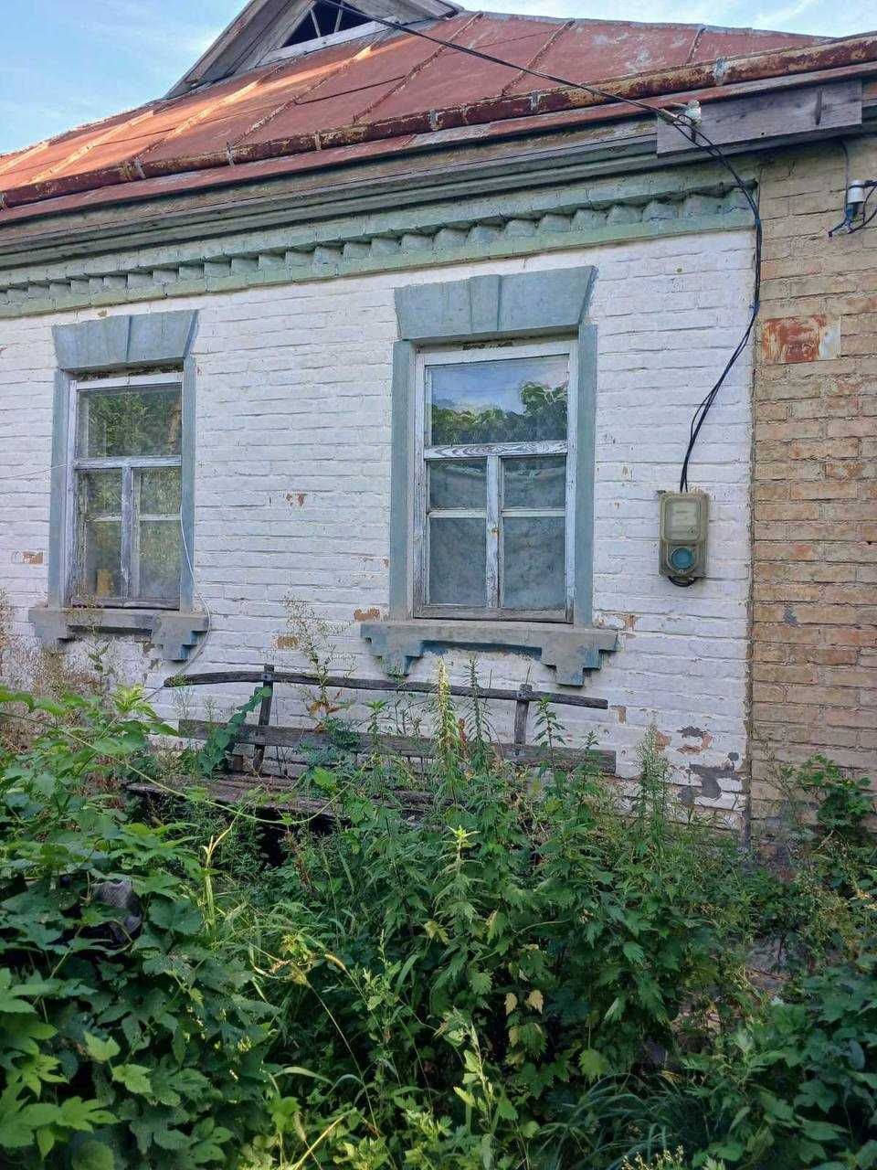 Продаж будинку з ділянкою 40 сот. в селі Лозовий Яр