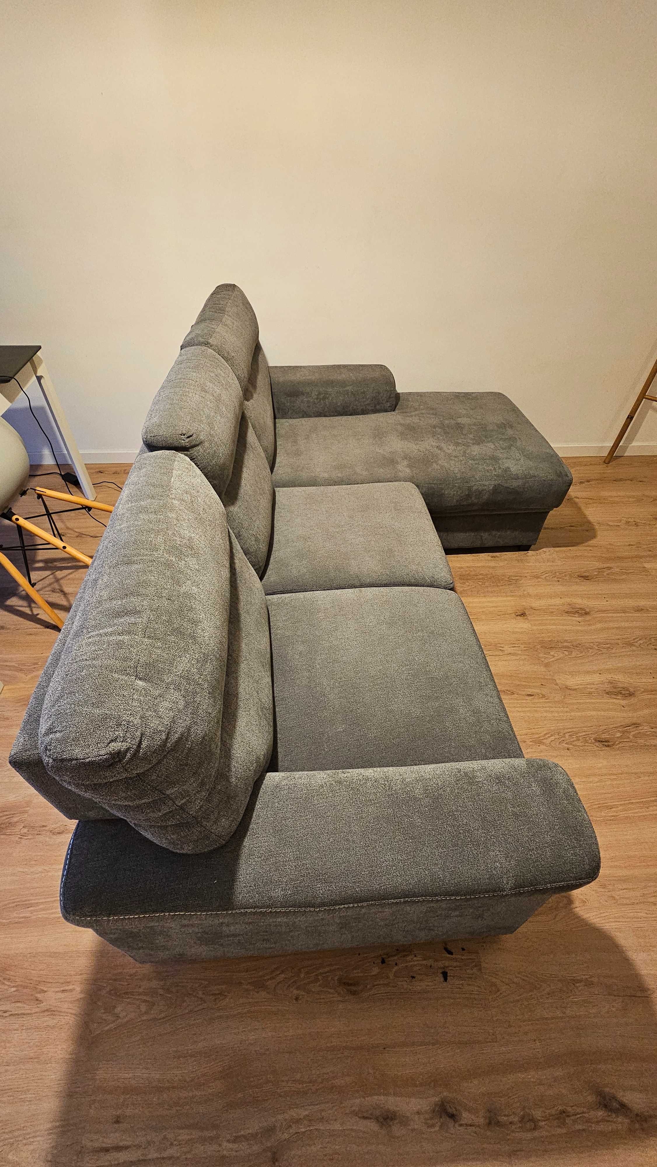 Sofá cama com chaise longue